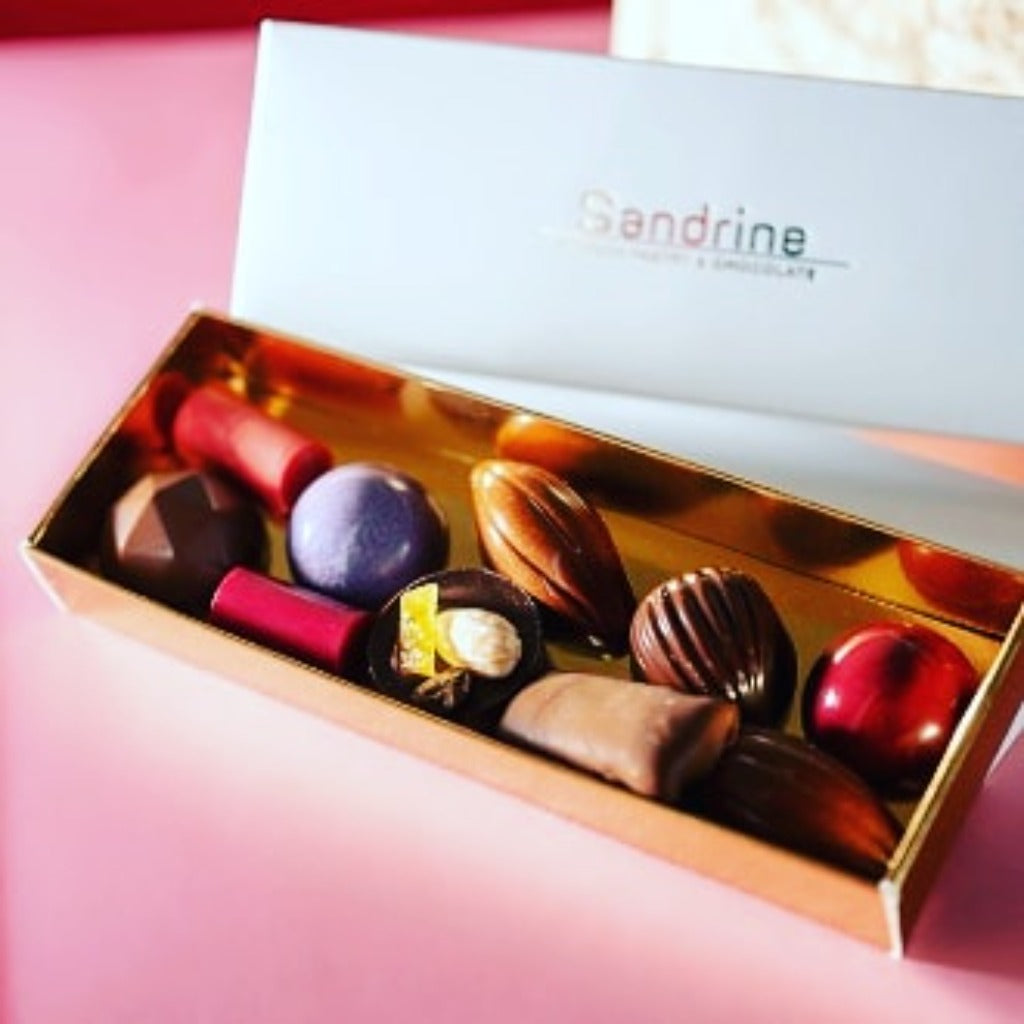 WHITE GIFT BOXES – Sandrine French Pastry & Chocolate