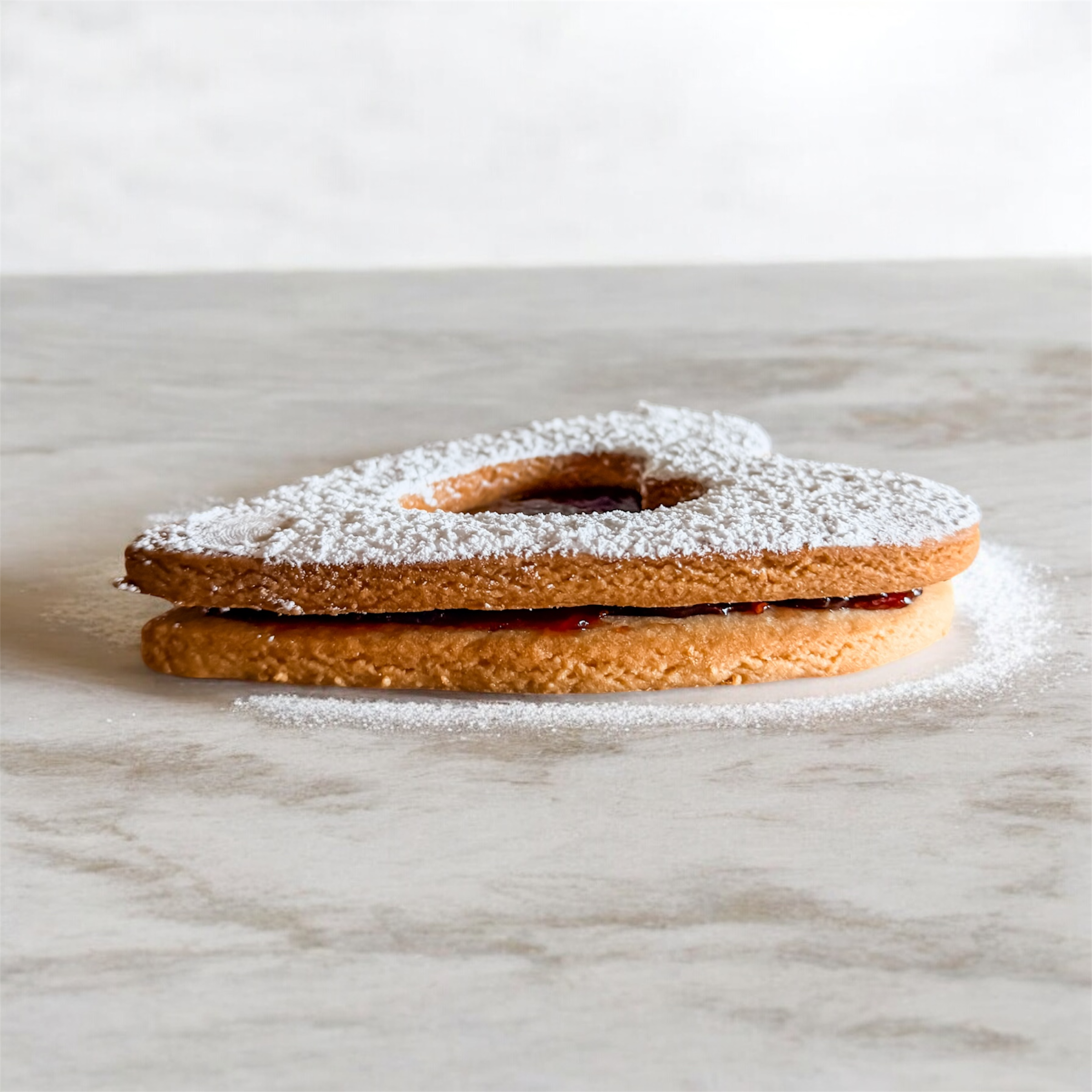 Vegan Linzer Cookie