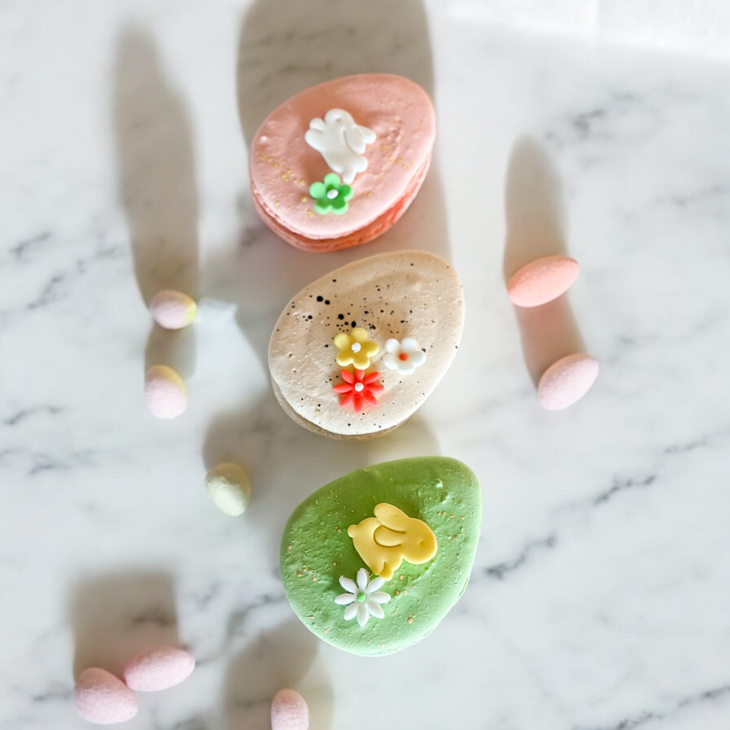 XL Easter Egg Macaron