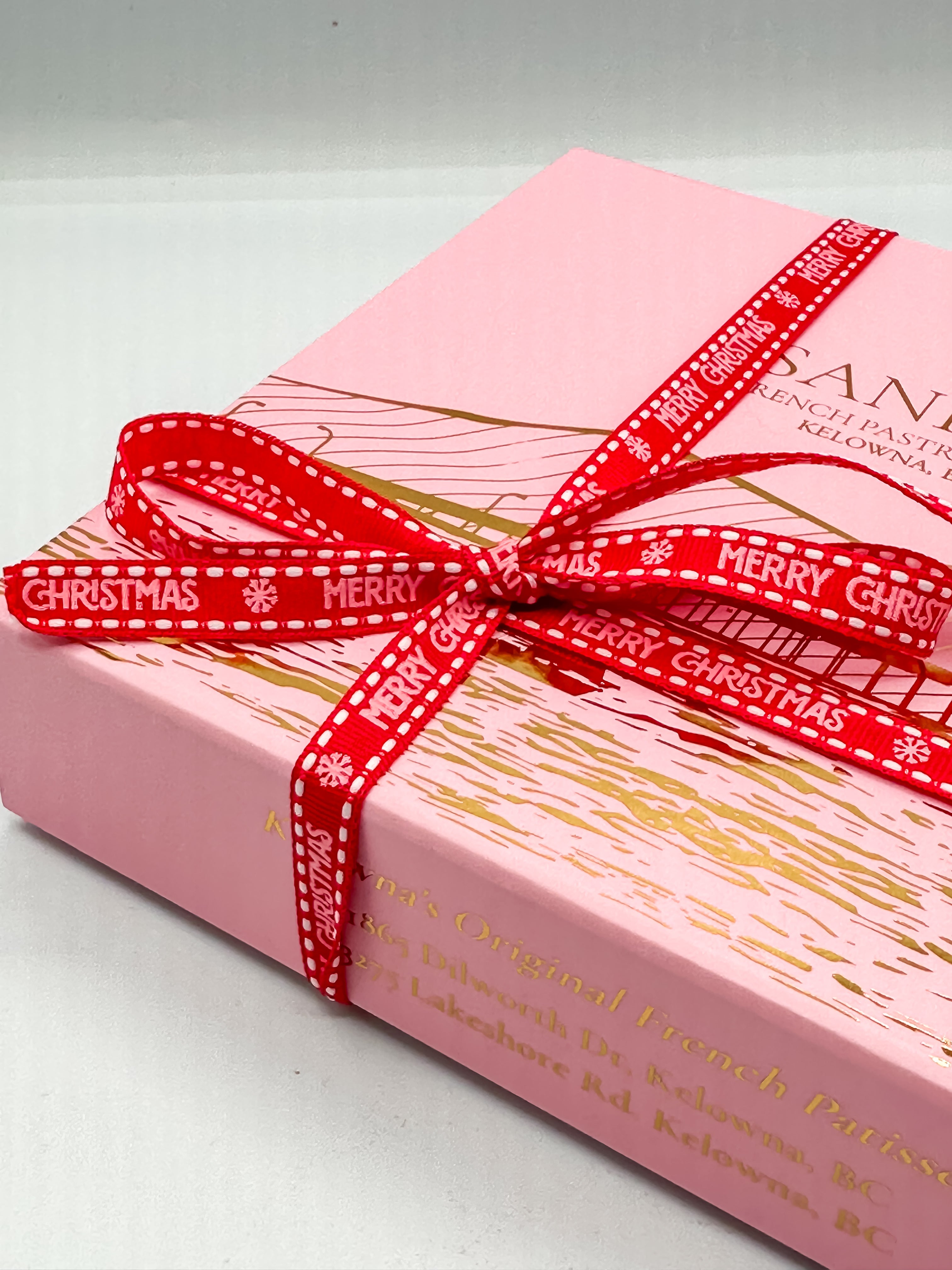 LUXURY 12 PC CHOCOLATE BOX