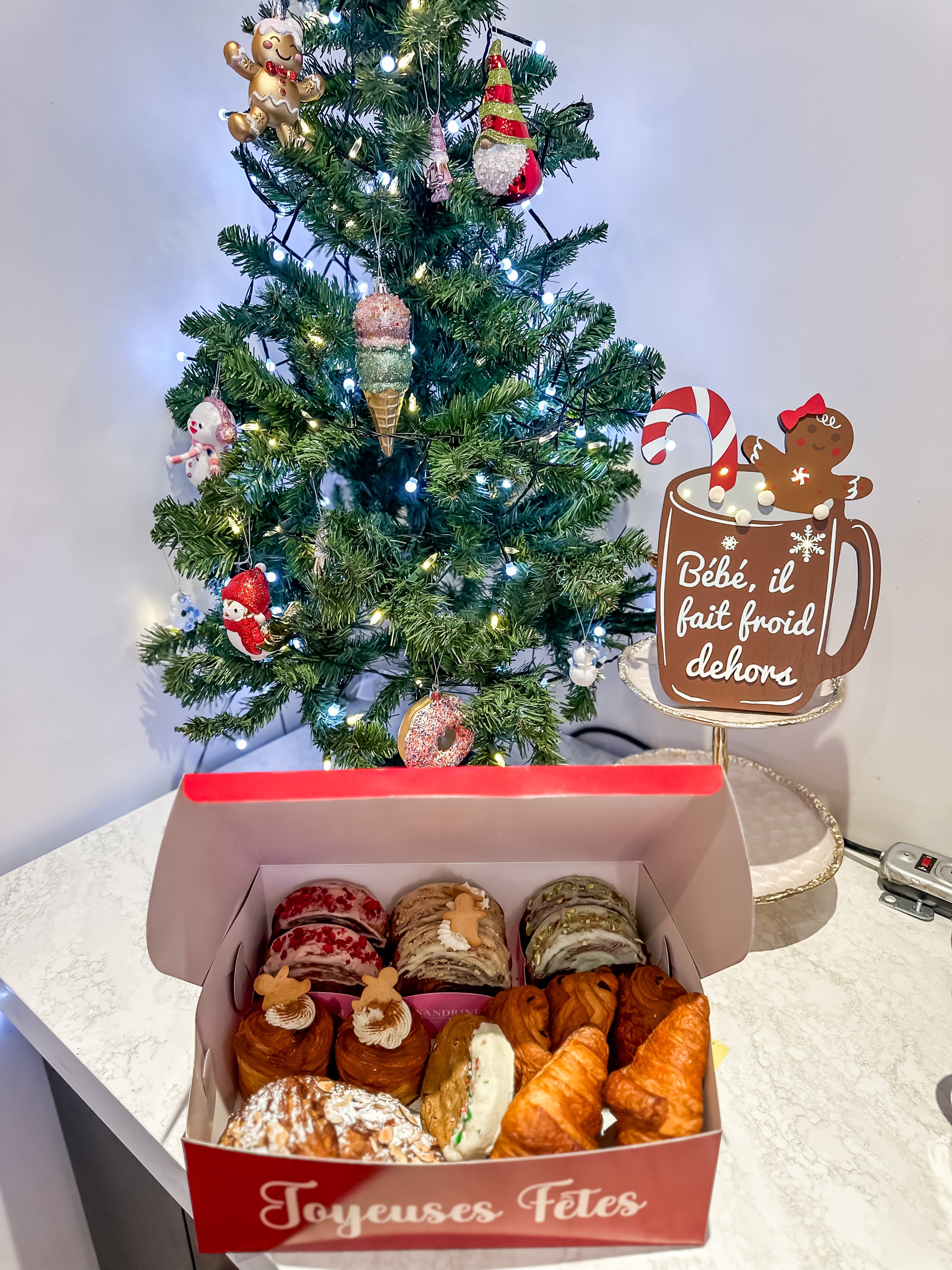 The Holiday Pastry Box!